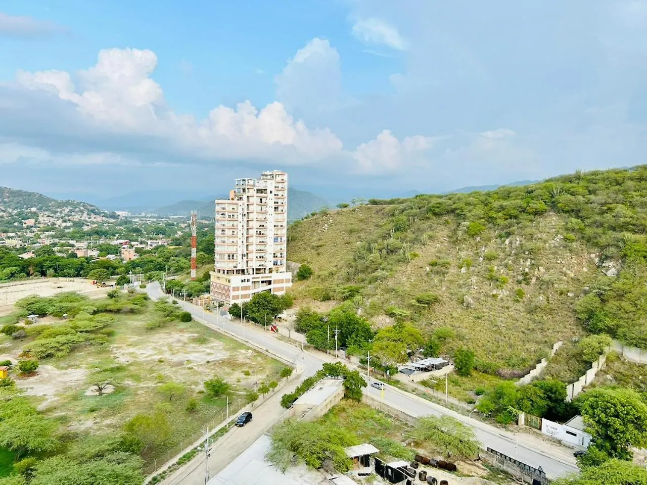 Apartamento Salguero Suites - Playa Salguero - By Inmobiliaria Vs Santa Marta